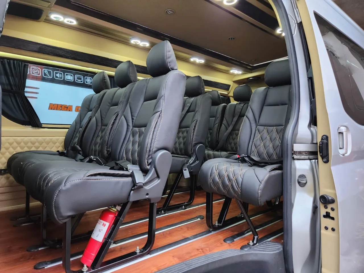 Paket 4D3N Bromo – Tumpak Sewu – Ijen, Jelajahi Keajaiban Alam Jawa Timur