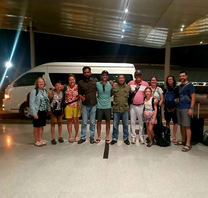 Sewa Hiace Surabaya ke Semarang & Jogja Rute Antar Kota Aman dan Efisien