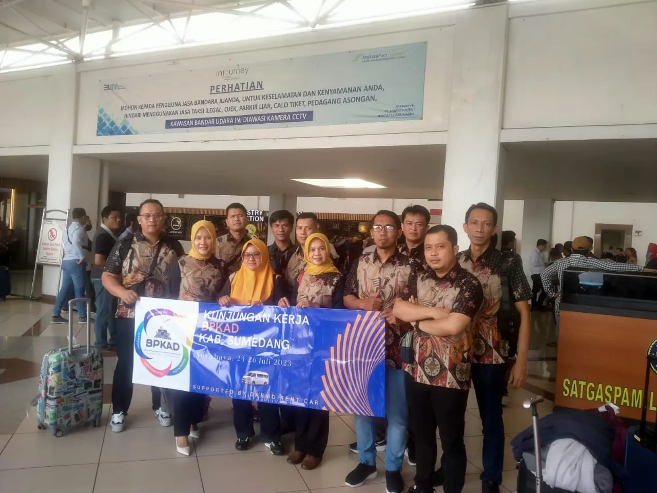 Tips Memilih Rental Hiace Surabaya yang Aman & Terpercaya (Anti Penipuan)